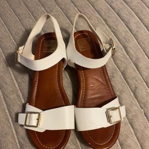 Dolce vita girls sandals